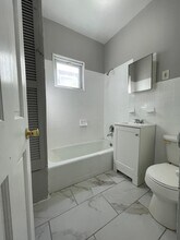 344 Virginia Ave, Unit 2F in Jersey City, NJ - Building Photo - Building Photo