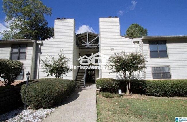 property at 1303 Gables Dr