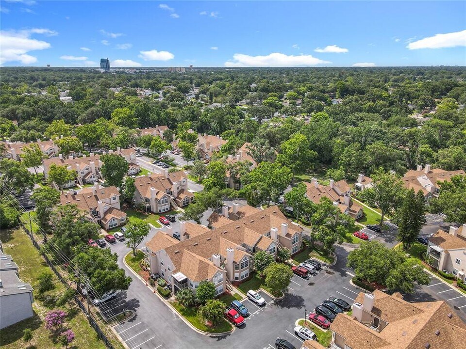 645 Stafford Terrace in Altamonte Springs, FL - Foto de edificio