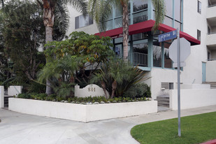 801 S Lucerne Blvd Apartments