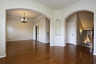 5615 Winsome Ln in Houston, TX - Building Photo - Building Photo