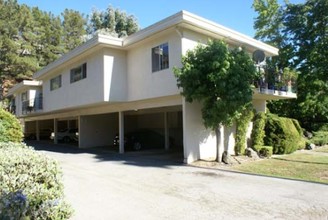 3235 Glendora Dr in San Mateo, CA - Building Photo - Building Photo