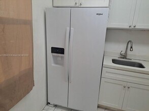 301 NW 177th St in Miami, FL - Building Photo - Building Photo