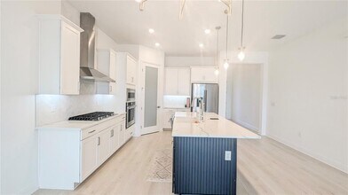 15614 Vetta Dr in Montverde, FL - Building Photo - Building Photo