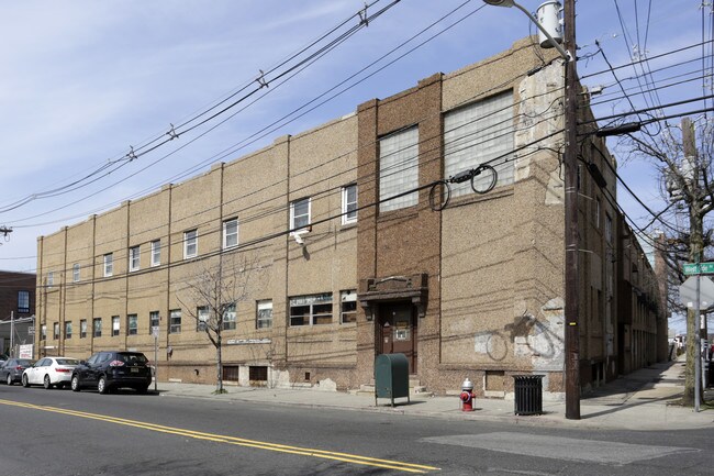 301 West Side Avenue