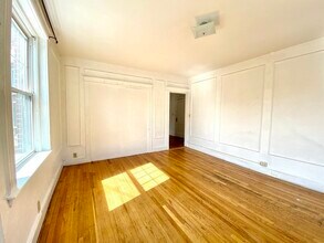 74 Babcock St in Brookline, MA - Building Photo - Building Photo