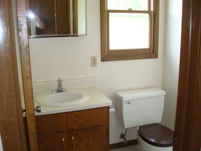 2308 Mayflower Ave in Sheboygan, WI - Building Photo - Building Photo