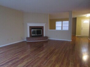 711 Thornwood Ct in Avon, IN - Building Photo - Building Photo