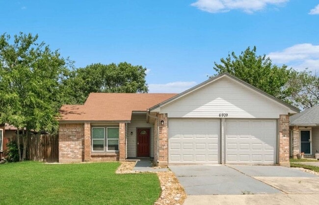 property at 6909 Quail Lake Dr