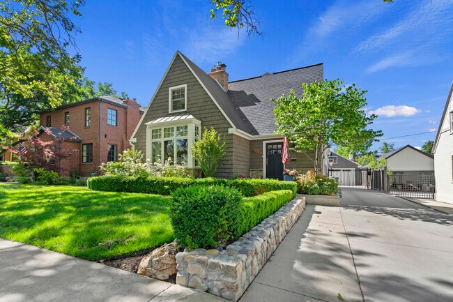 property at 1822 E Michigan Ave