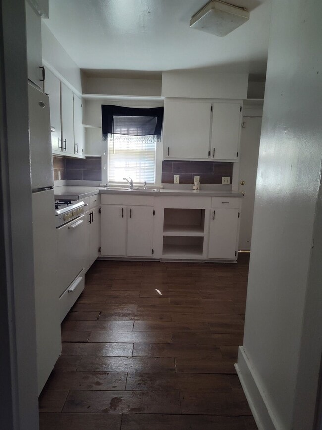 661 Woodbury Rd in Jackson, MS - Building Photo - Building Photo