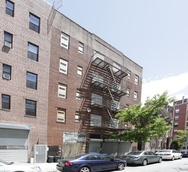 63 W 137th St in New York, NY - Building Photo - Building Photo