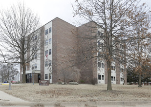 Vantage Point Apartments in Wellington, KS - Building Photo - Building Photo