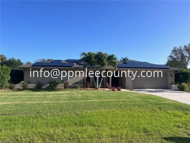 property at 3705 Stoneridge Ct