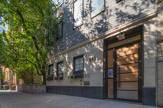 253 E 7th St in New York, NY - Building Photo - Building Photo