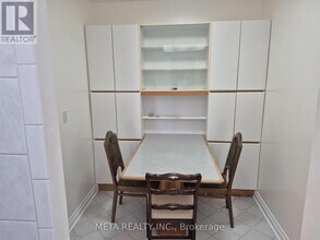 1535 Lakeshore Rd E in Mississauga, ON - Building Photo - Building Photo