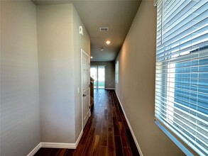 2460 Gold Dust Dr in Minneola, FL - Building Photo - Building Photo