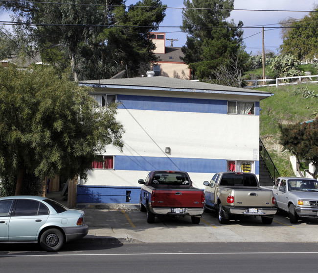 3164-3170 Reynard Way in San Diego, CA - Building Photo - Building Photo