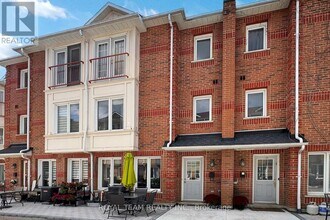 151 Townsgate Dr in Vaughan, ON - Building Photo - Building Photo