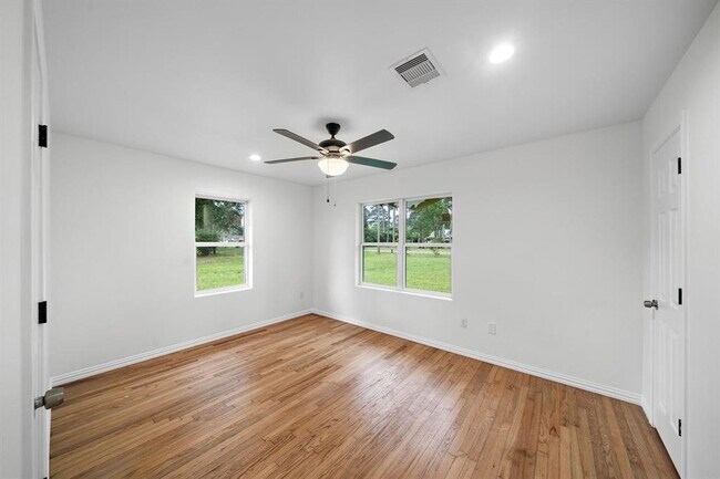 15722 Treichel Rd in Tomball, TX - Building Photo - Building Photo