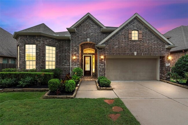 property at 28706 Hemlock Red Ct
