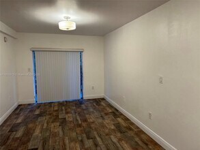 1478 NW 1st St in Miami, FL - Building Photo - Building Photo