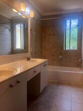 4319 Greenbriar Ln in Weston, FL - Foto de edificio - Building Photo