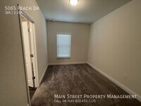 5065 Peach Dr photo'