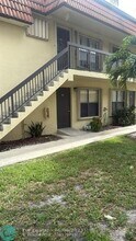 501 NW 100th Pl in Pembroke Pines, FL - Building Photo - Building Photo
