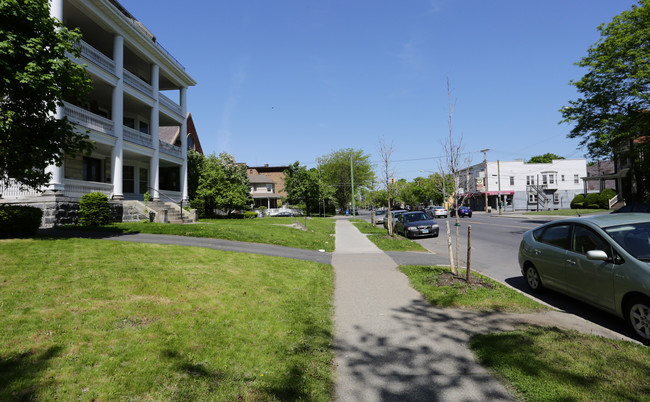 771 Madison Ave in Albany, NY - Building Photo - Building Photo