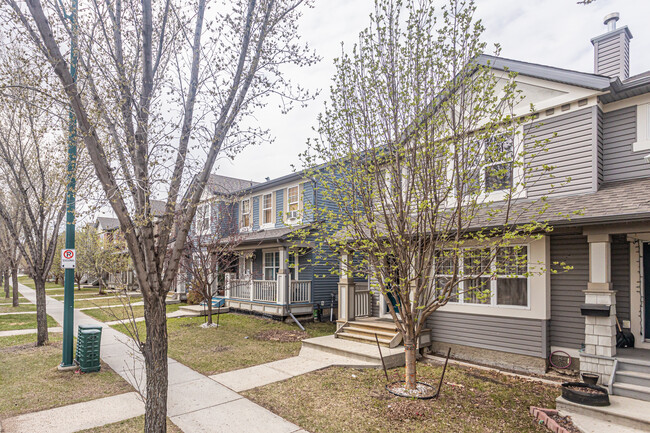 2139 32 St NW in Edmonton, AB - Building Photo - Primary Photo