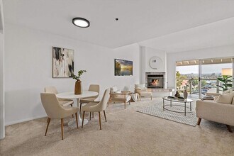 1560 Circa Del Lago, Unit D304 in San Marcos, CA - Building Photo - Building Photo