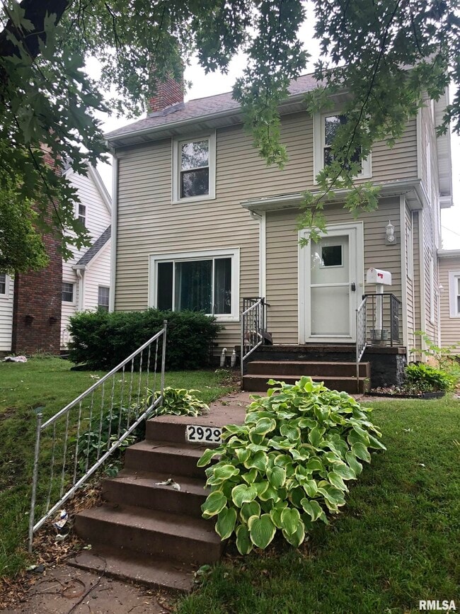 property at 2929 Davenport Ave