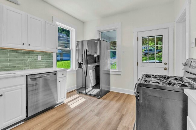 2220 Hayson Ave in Pittsburgh, PA - Building Photo - Building Photo