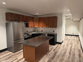 826 W 8th St in Appleton, WI - Building Photo