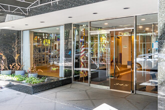 Premier Apartments in New York, NY - Foto de edificio - Building Photo