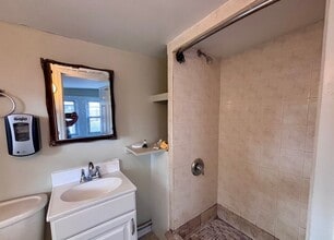 279 Tyler St in Trenton, NJ - Building Photo - Building Photo