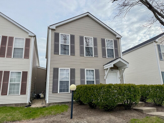 924 Symphony Dr in Aurora, IL - Building Photo - Building Photo