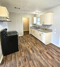 5935 Beldart St in Houston, TX - Building Photo - Building Photo