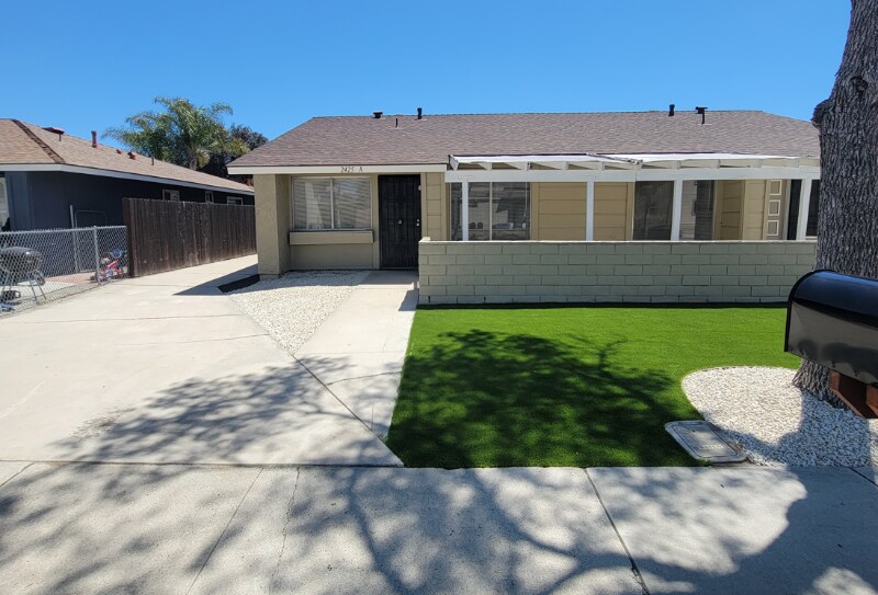 2425 Tahoe Cir in Hemet, CA - Building Photo