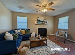 4808 Rainbow Cir in Killeen, TX - Foto de edificio - Building Photo