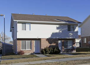 Westwood Mesa Apartments in Tooele, UT - Building Photo - Building Photo