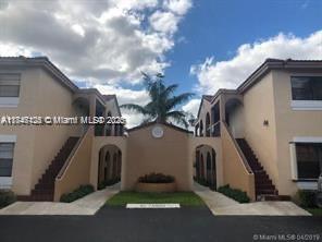 18260 Mediterranean Blvd in Hialeah, FL - Building Photo