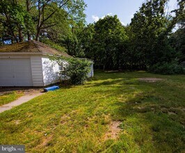 215 Laurel Ave in Glassboro, NJ - Building Photo - Building Photo