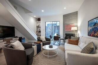 3944 Buena Vista St in Dallas, TX - Building Photo - Building Photo