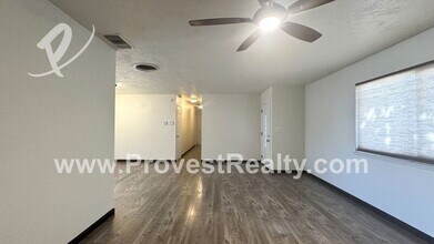 7680 Chase Ave in Hesperia, CA - Building Photo - Building Photo