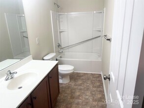 815 Fescue Ct in Charlotte, NC - Building Photo - Building Photo