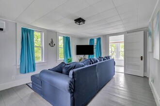 91 Orono Landing Rd in Orono, ME - Building Photo - Building Photo