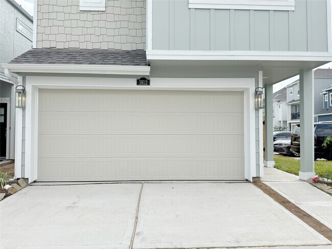 1912 Huntly Chase Dr in Houston, TX - Building Photo - Building Photo