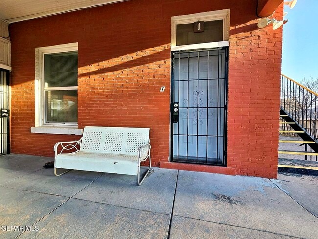 1114 E Rio Grande Ave in El Paso, TX - Building Photo - Building Photo